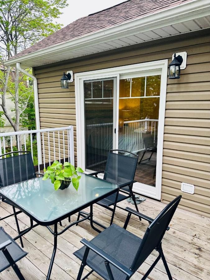 Lotus Moon Apartment Charlottetown Exterior photo