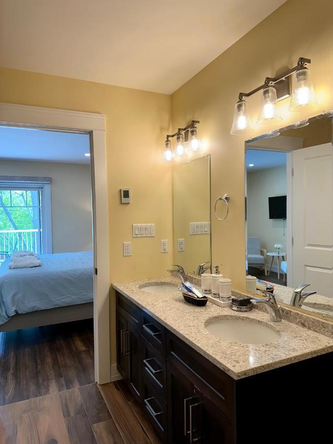 Lotus Moon Apartment Charlottetown Exterior photo