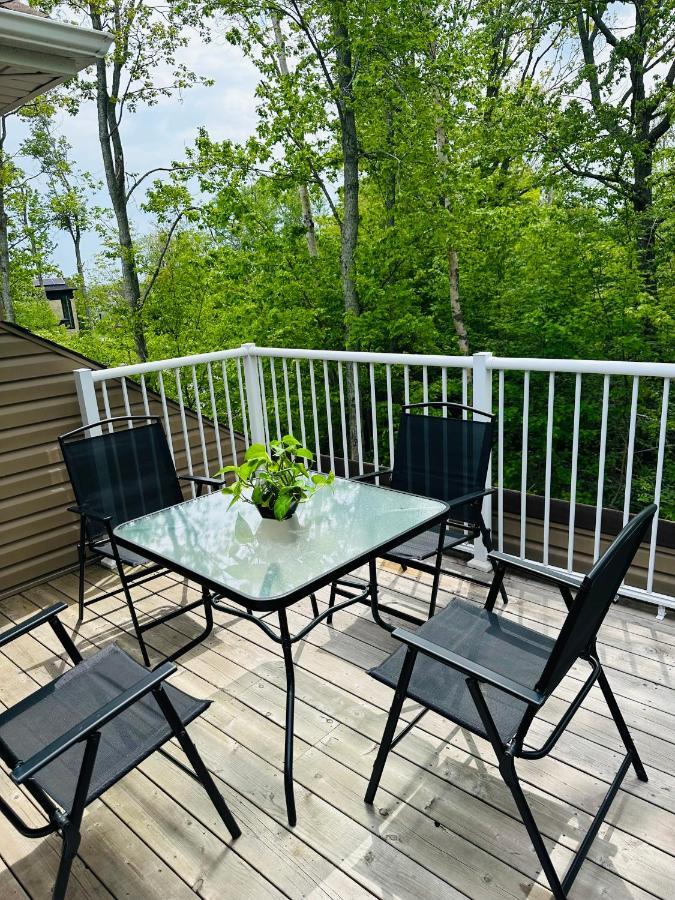 Lotus Moon Apartment Charlottetown Exterior photo