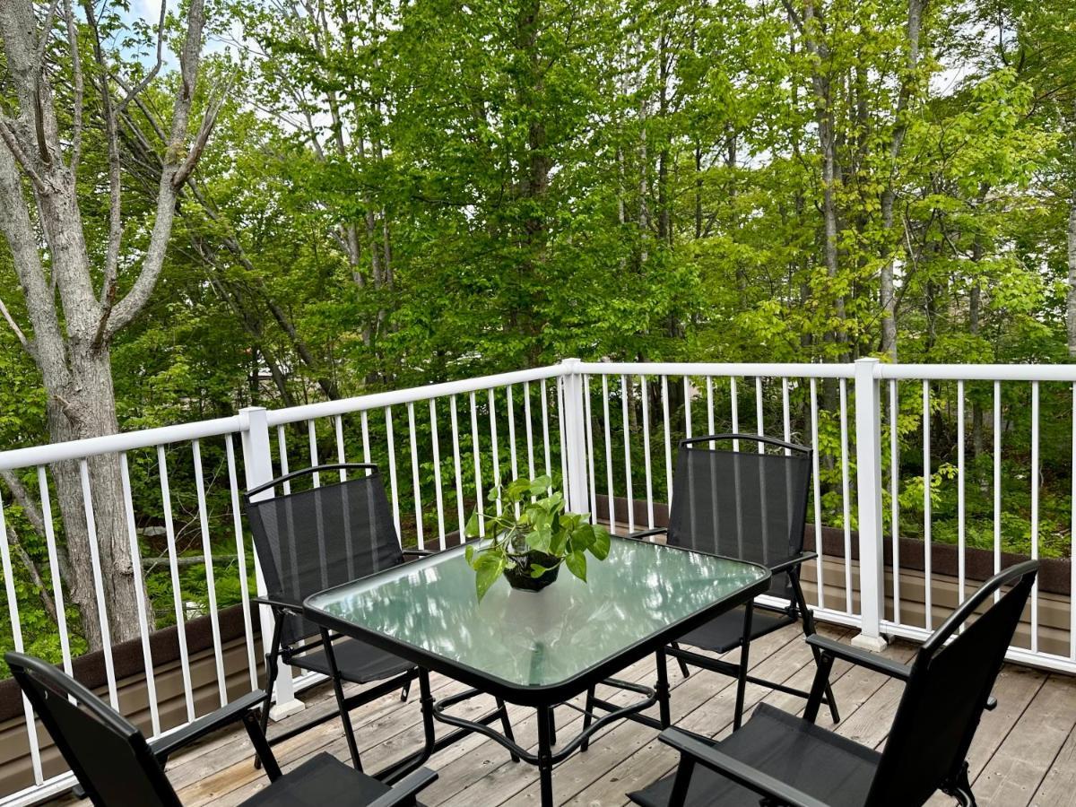 Lotus Moon Apartment Charlottetown Exterior photo